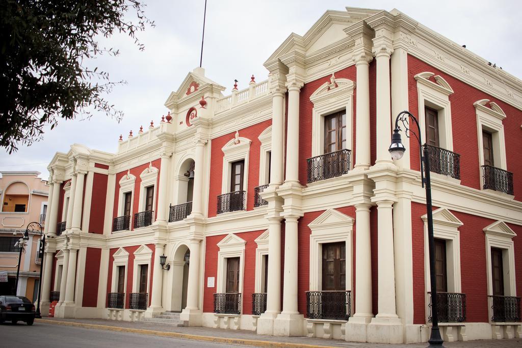 Guidi Hotell Linares Exteriör bild