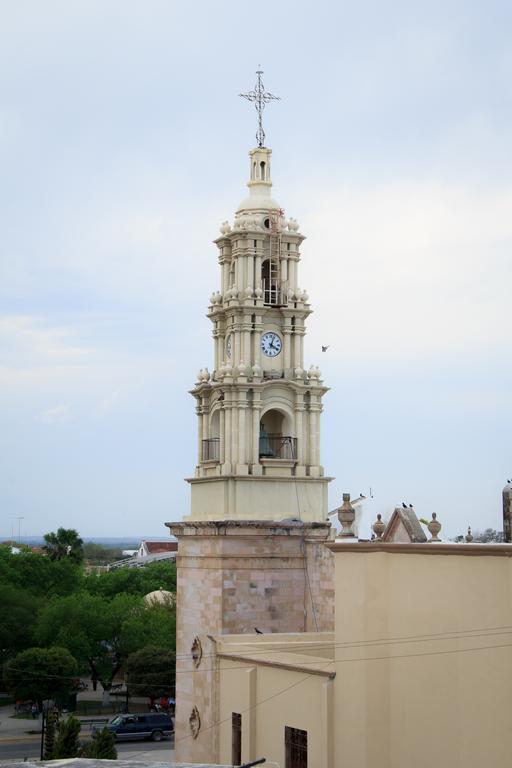 Guidi Hotell Linares Exteriör bild