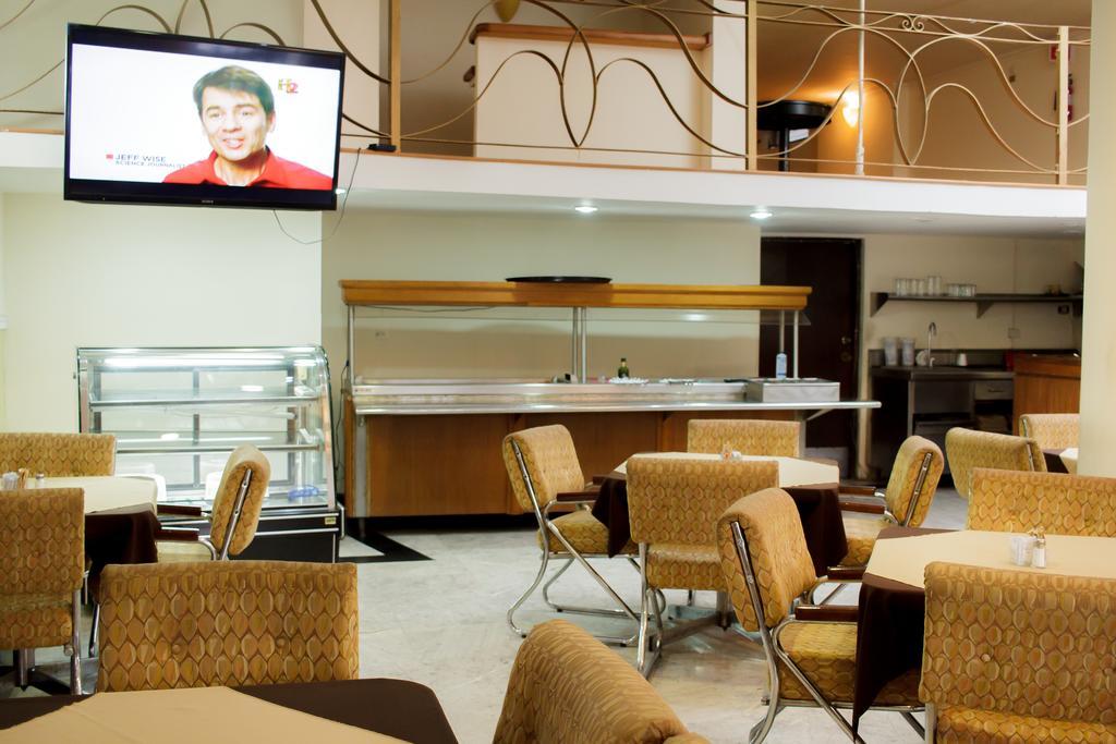 Guidi Hotell Linares Exteriör bild