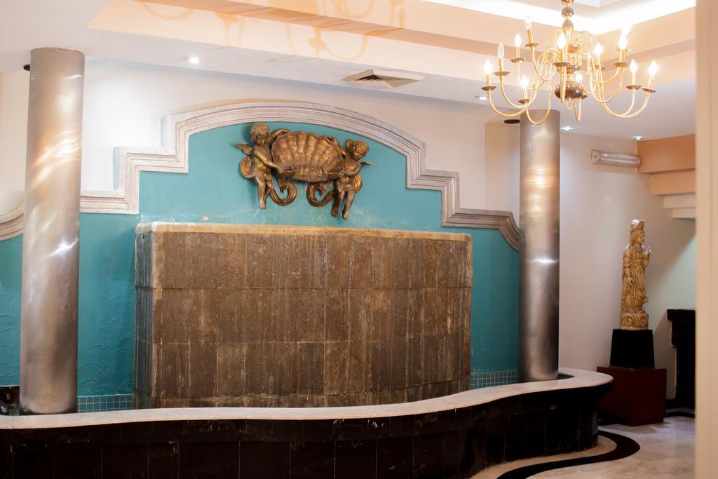 Guidi Hotell Linares Exteriör bild