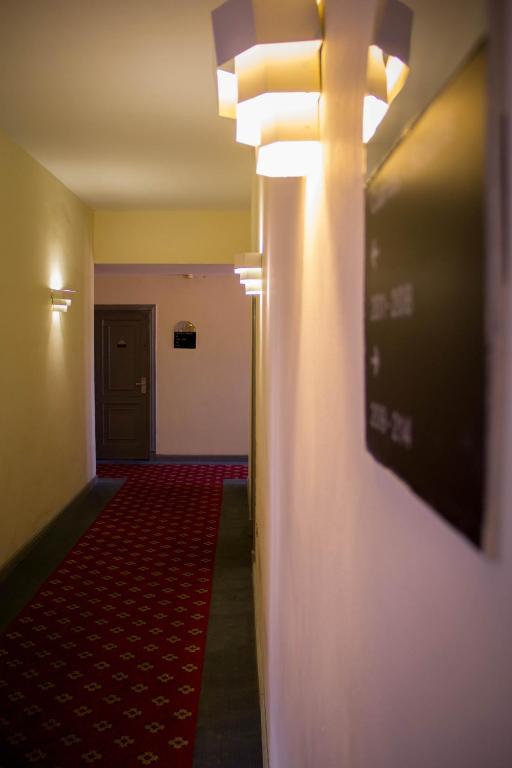 Guidi Hotell Linares Exteriör bild